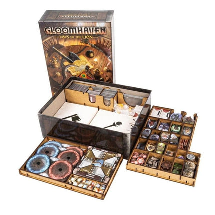 bordspel-inserts-e-raptor-houten-insert-gloomhaven-jaws-of-the-lion (1)